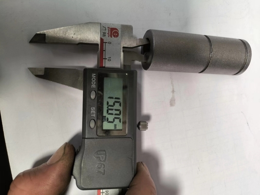 Réduction du temps de l'épissage de barres galvanisées Installation rapide Éliminateur d'épissage de lap