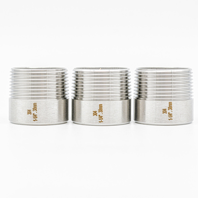 Rapides hydrauliques inoxydables droits flexibles de garnitures de tuyau d'acier relient des accouplements