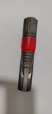 Boulons métriques résistants à la corrosion avec coque d'expansion